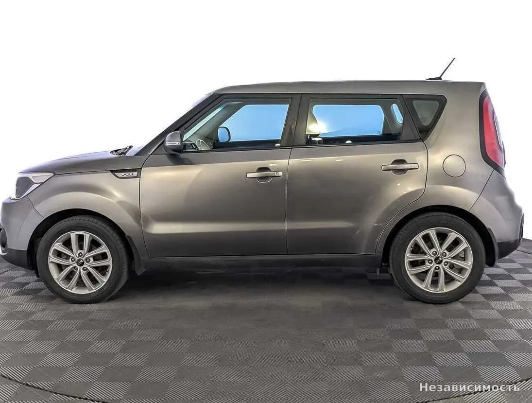 KIA Soul 2018 с пробегом — фото 8