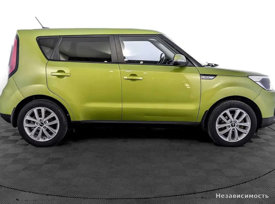 KIA Soul 2018 с пробегом — фото 4