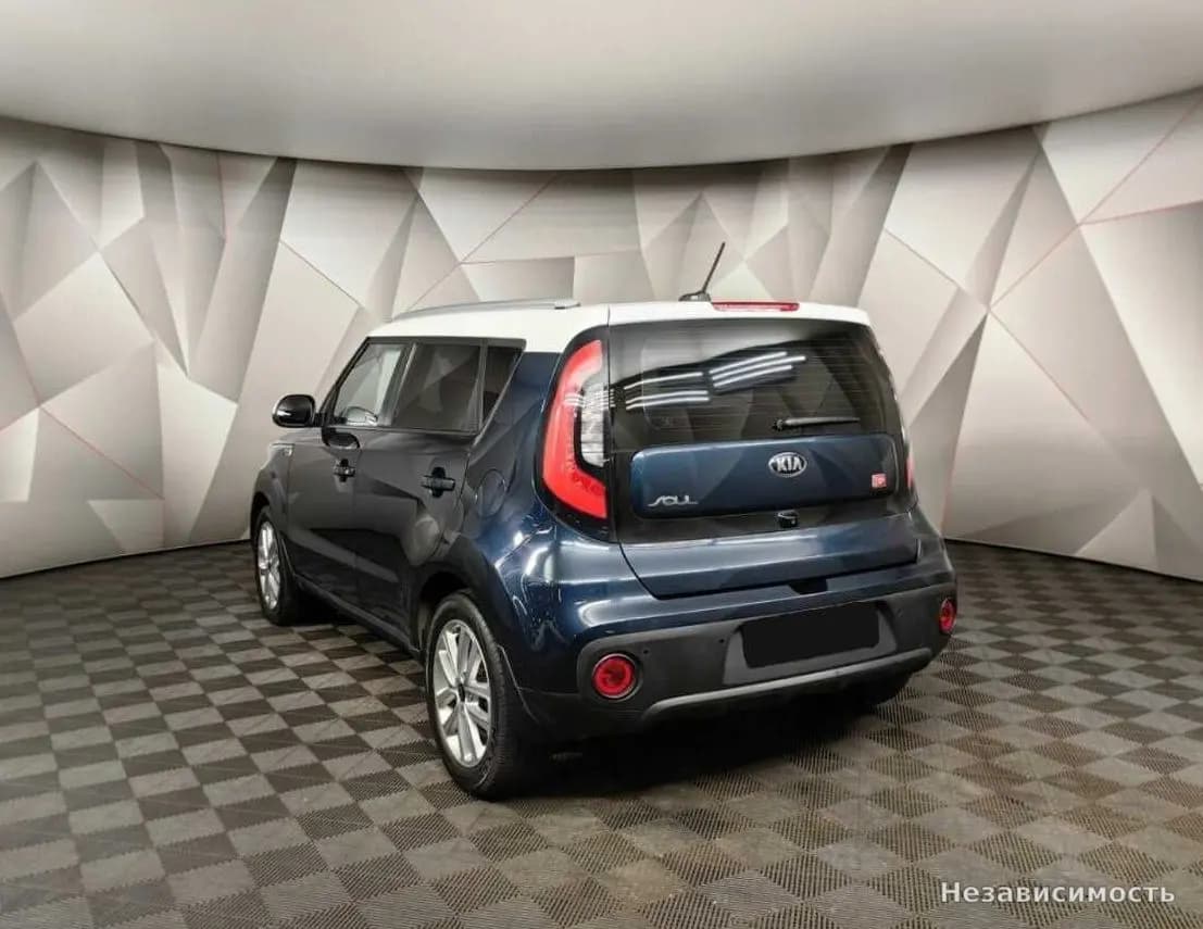 KIA Soul 2018 с пробегом — фото 4