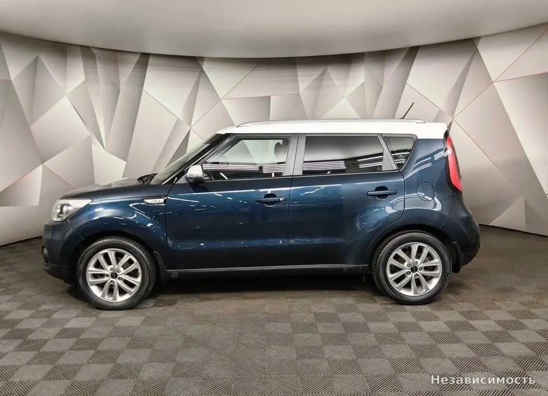 KIA Soul 2018 с пробегом — фото 5