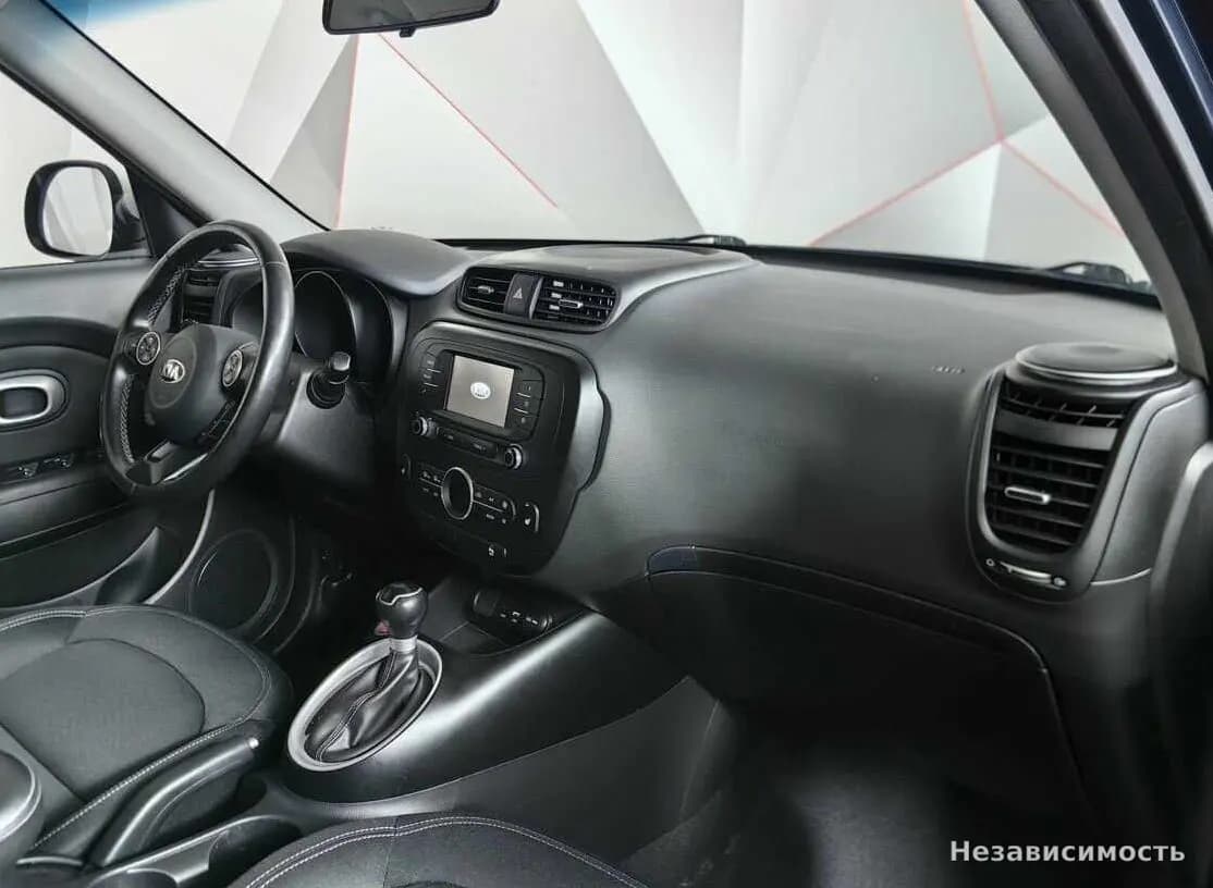 KIA Soul 2018 с пробегом — фото 9