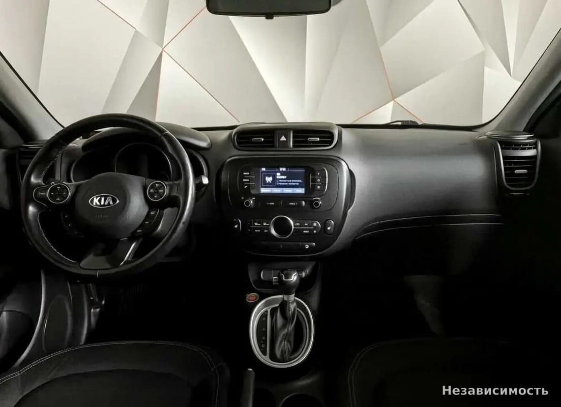 KIA Soul 2018 с пробегом — фото 10