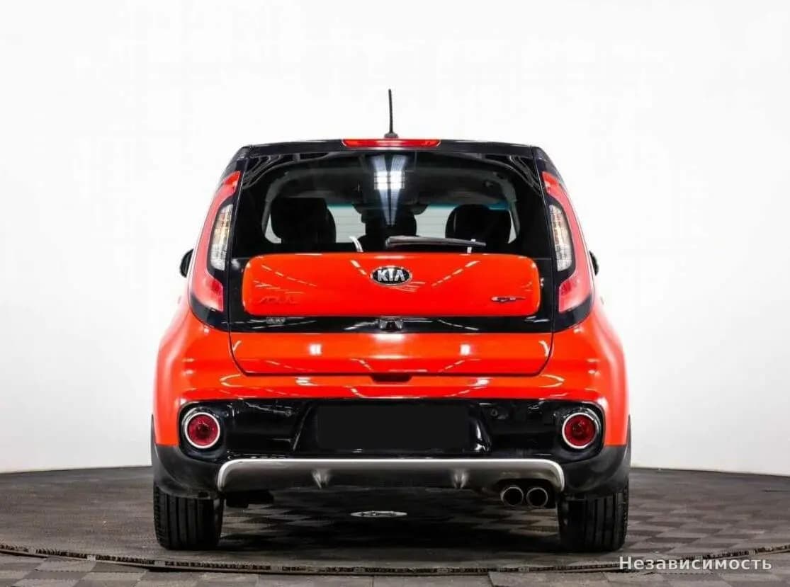 KIA Soul 2018 с пробегом — фото 5
