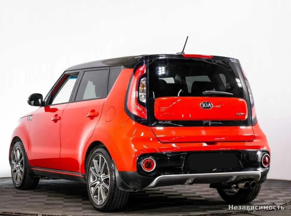 KIA Soul 2018 с пробегом — фото 6