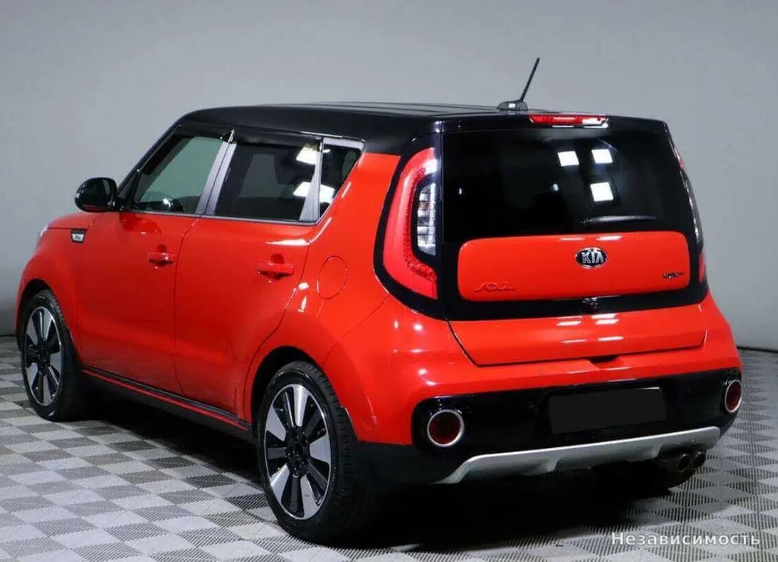 KIA Soul 2017 с пробегом — фото 7