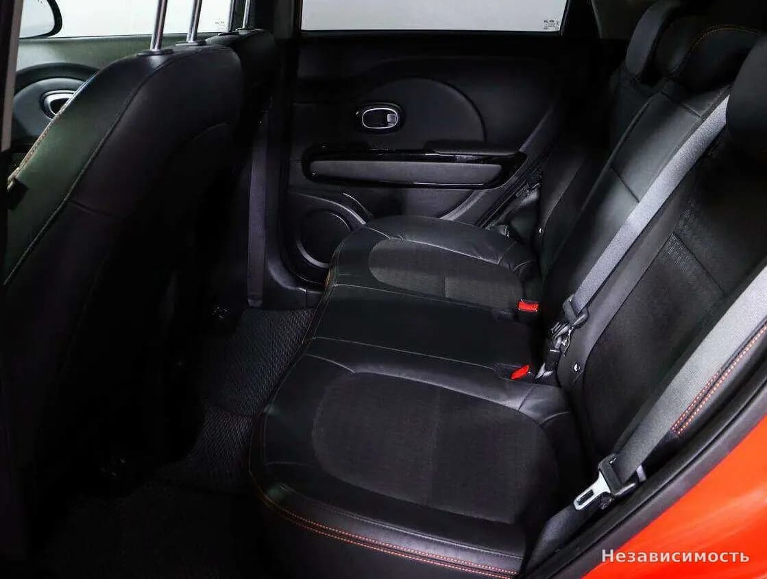 KIA Soul 2017 с пробегом — фото 10