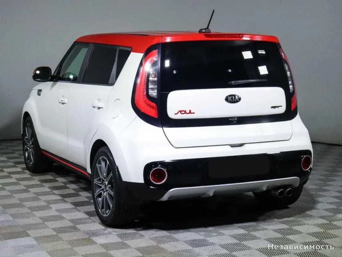 KIA Soul 2017 с пробегом — фото 6