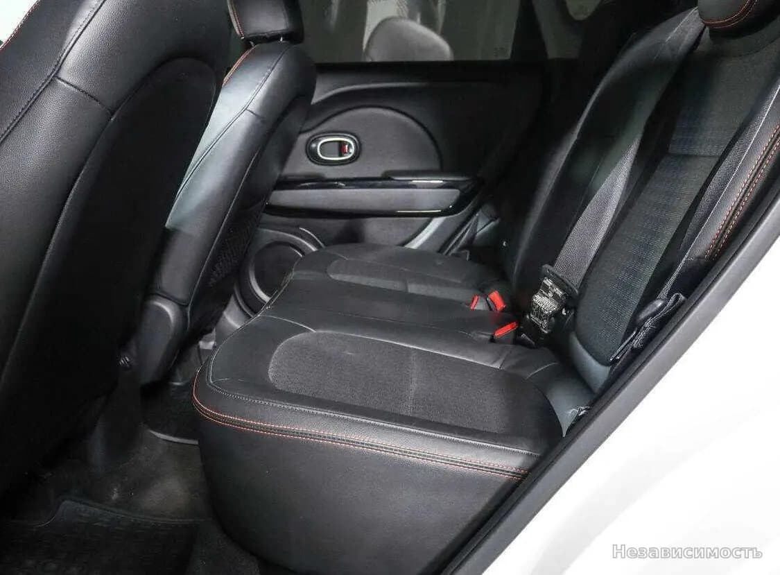 KIA Soul 2017 с пробегом — фото 9