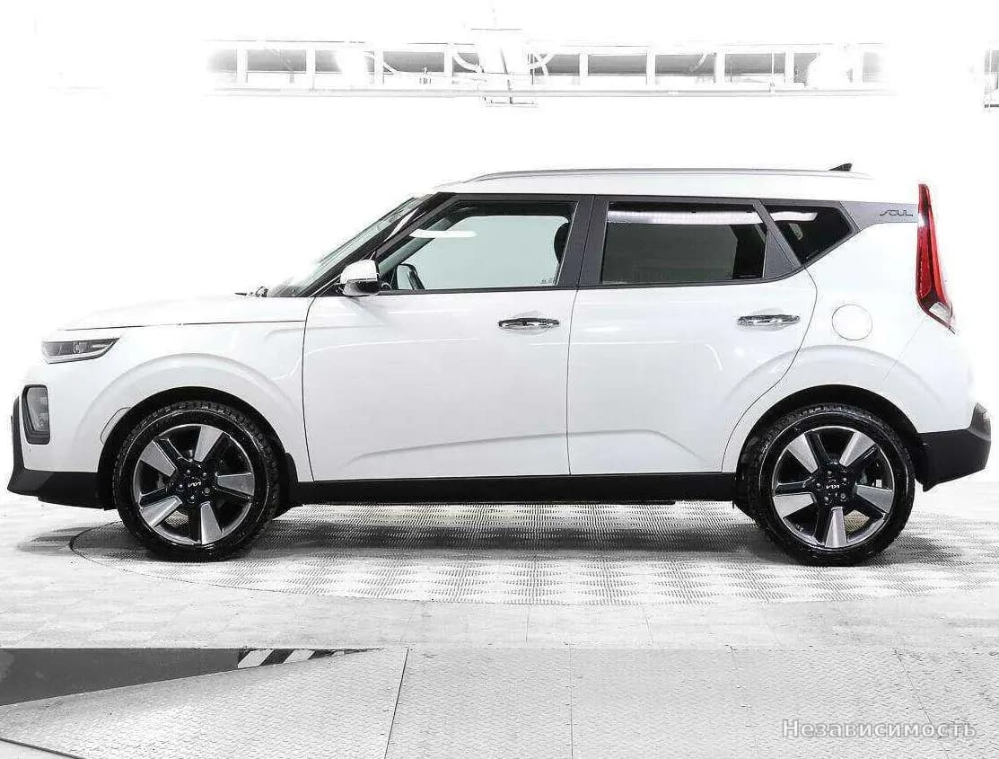 KIA Soul 2022 с пробегом — фото 8
