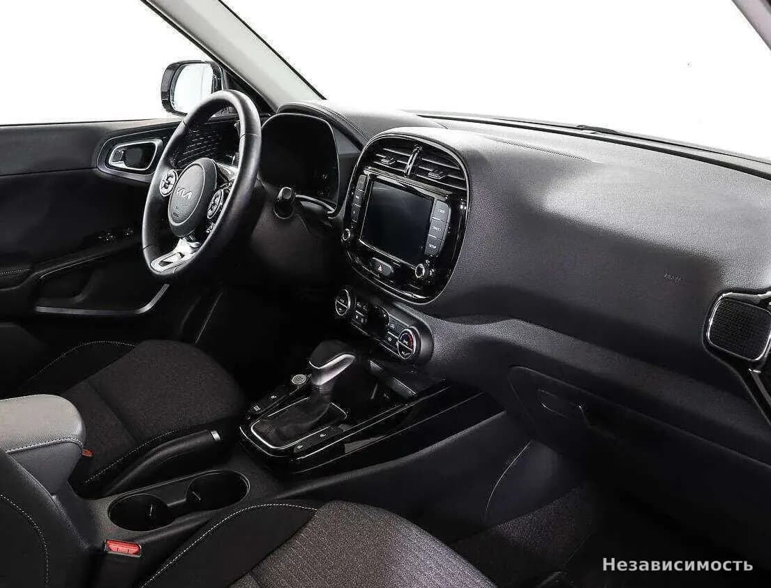 KIA Soul 2022 с пробегом — фото 9