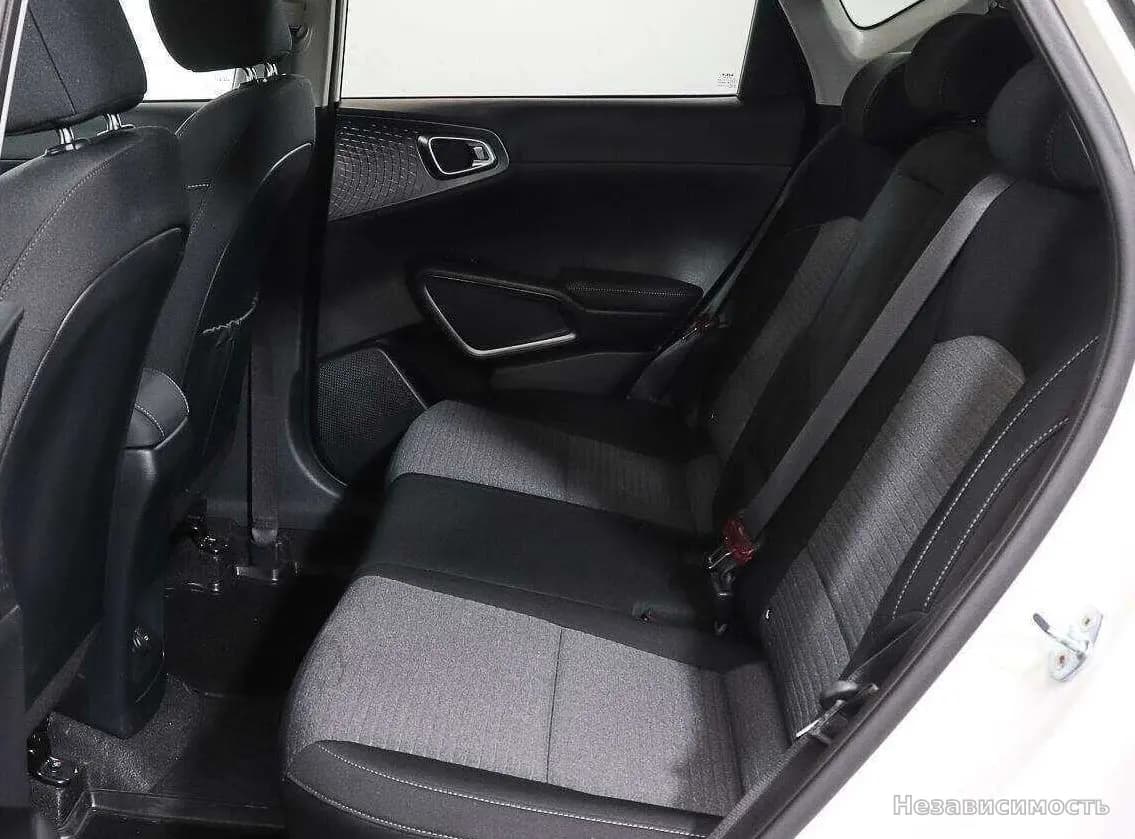 KIA Soul 2022 с пробегом — фото 10