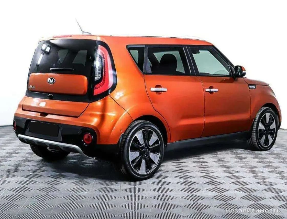 KIA Soul 2017 с пробегом — фото 5