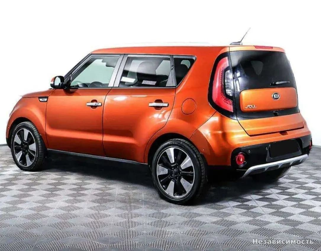 KIA Soul 2017 с пробегом — фото 7