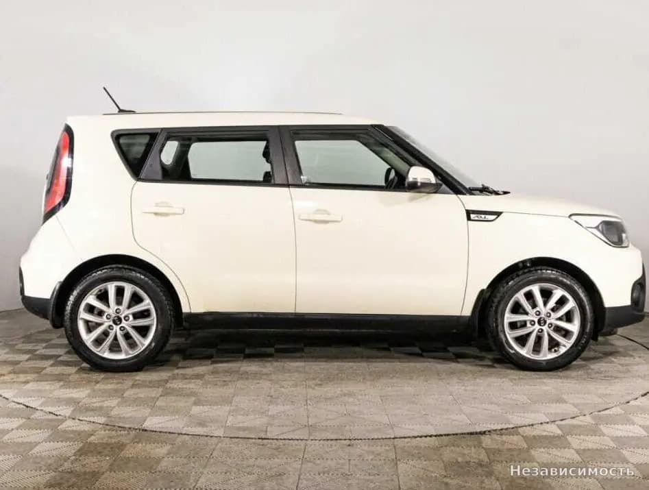 KIA Soul 2019 с пробегом — фото 4