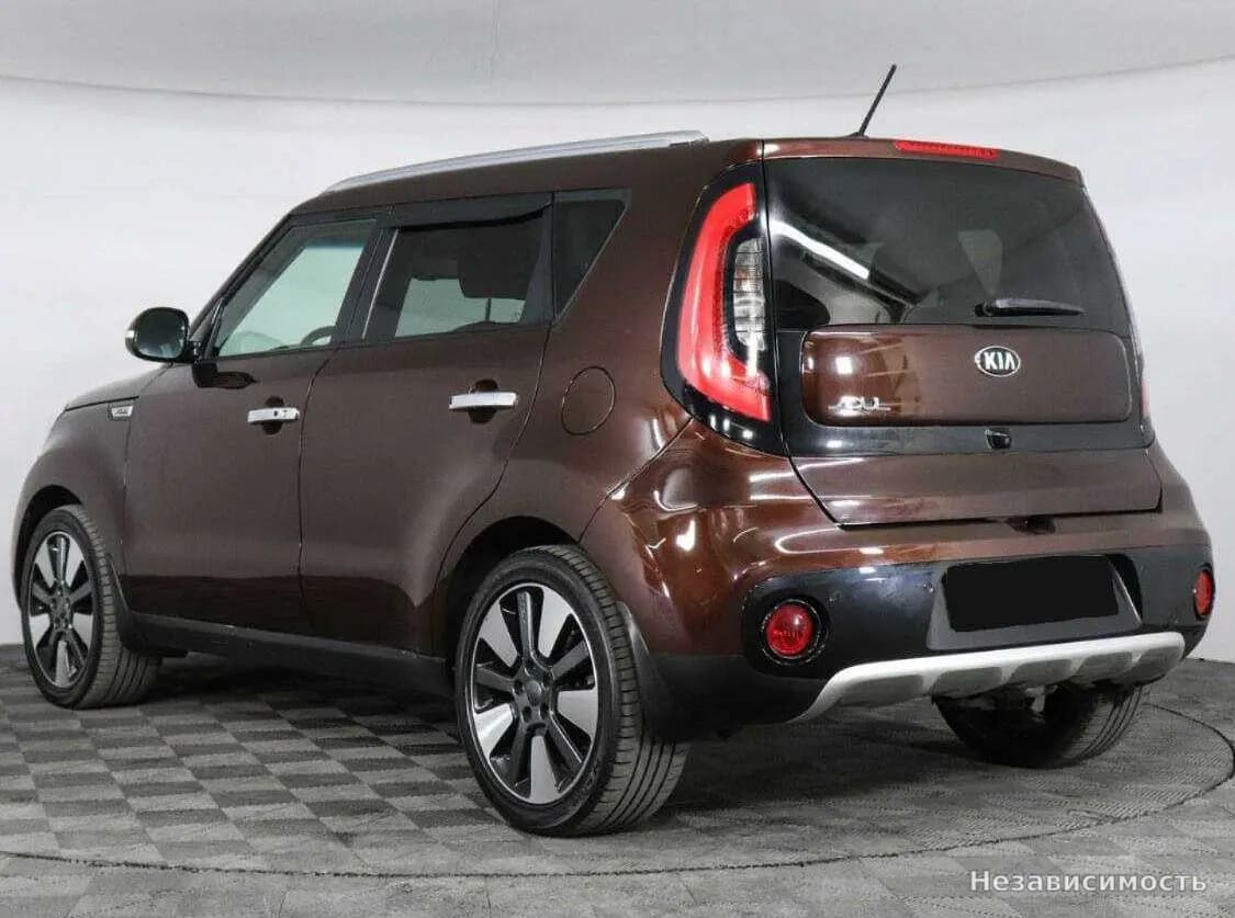 KIA Soul 2018 с пробегом — фото 7