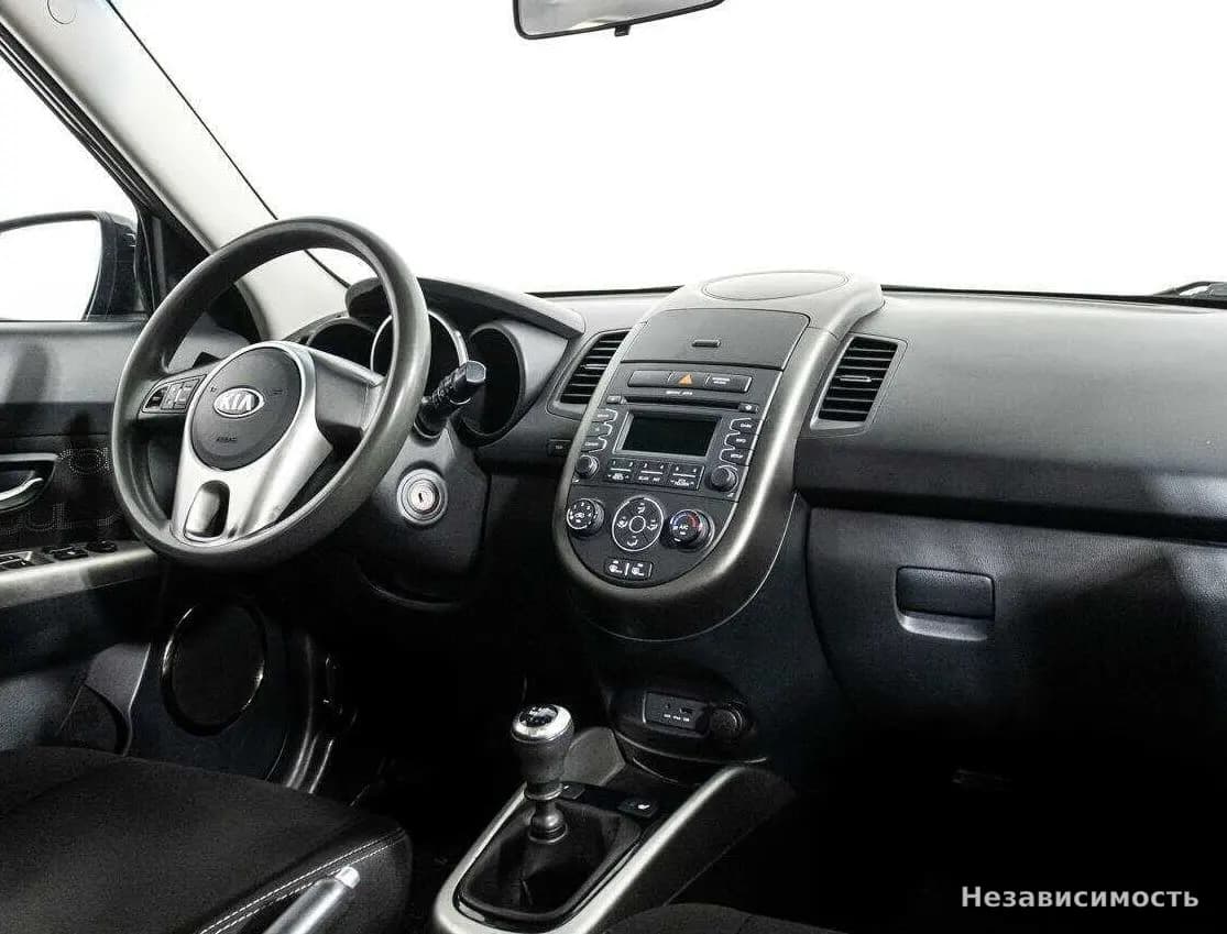 KIA Soul 2013 с пробегом — фото 9