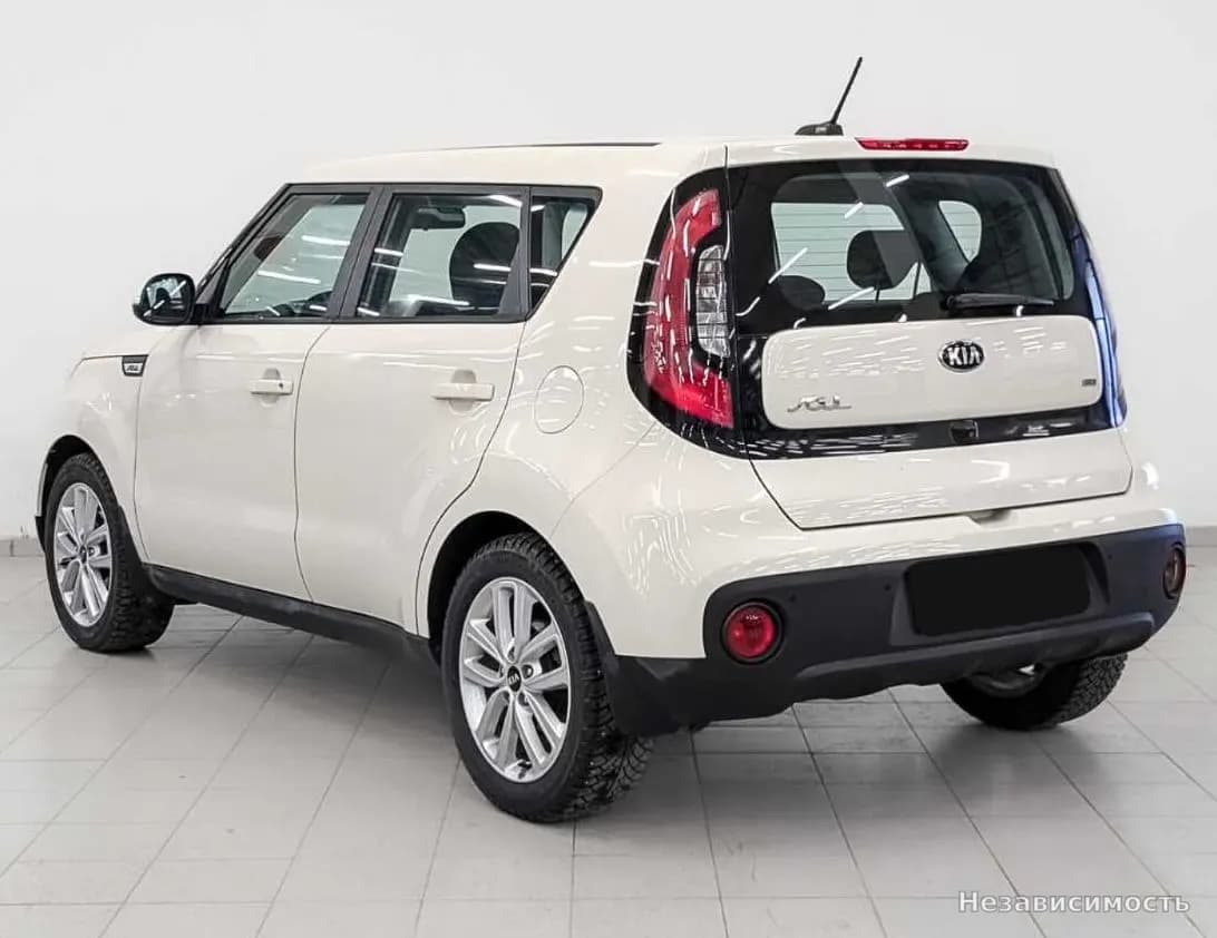 KIA Soul 2018 с пробегом — фото 7