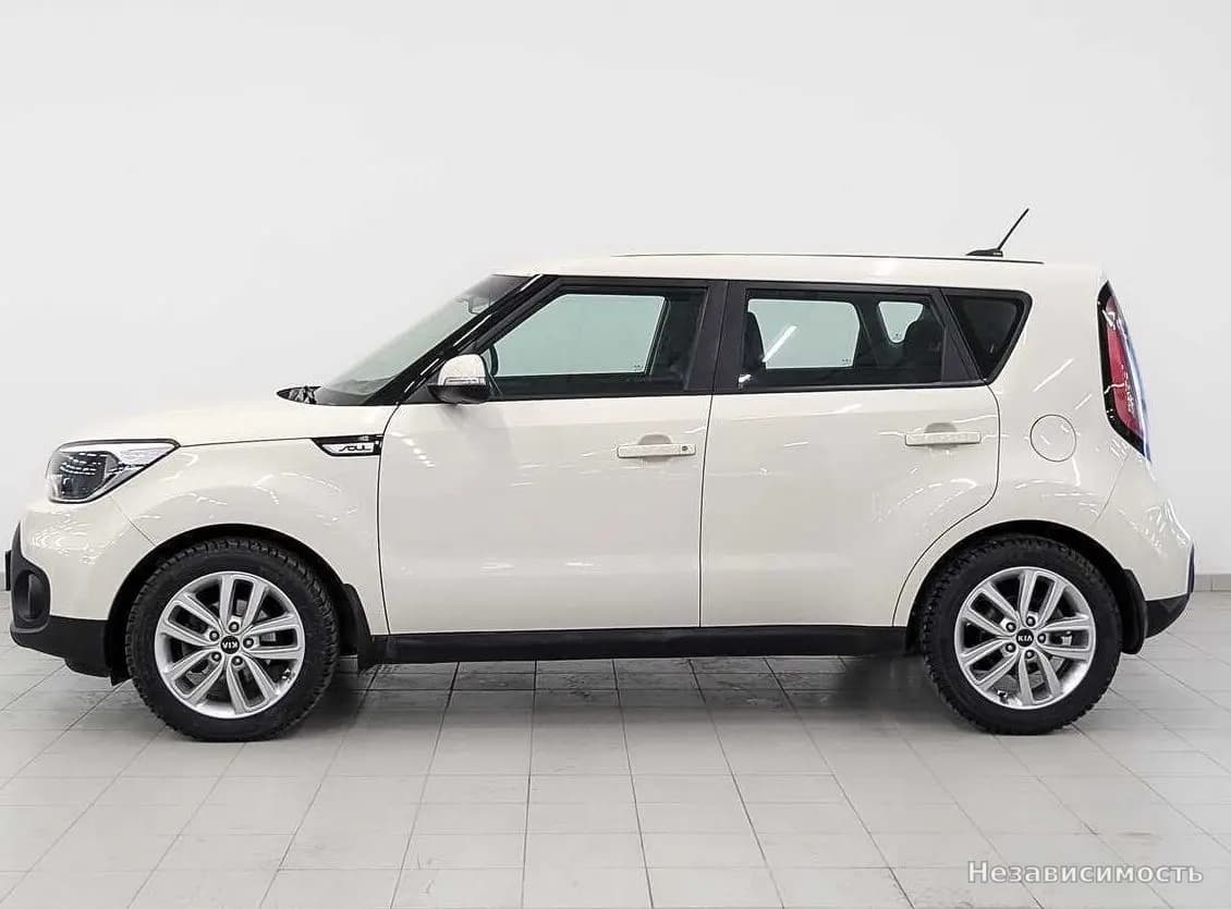 KIA Soul 2018 с пробегом — фото 8