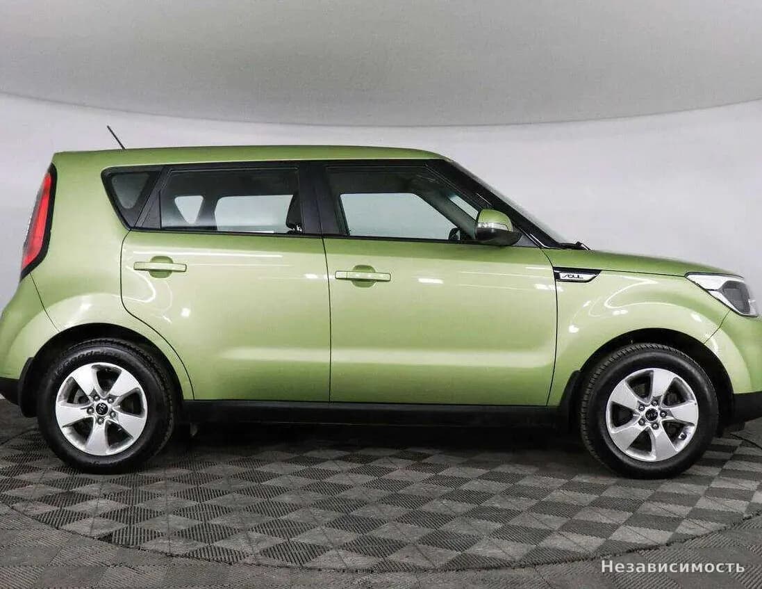 KIA Soul 2017 с пробегом — фото 4