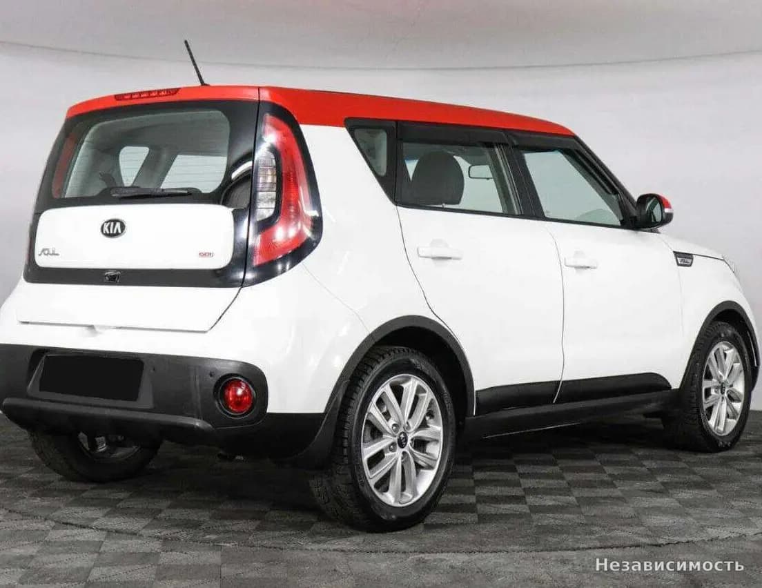KIA Soul 2017 с пробегом — фото 5