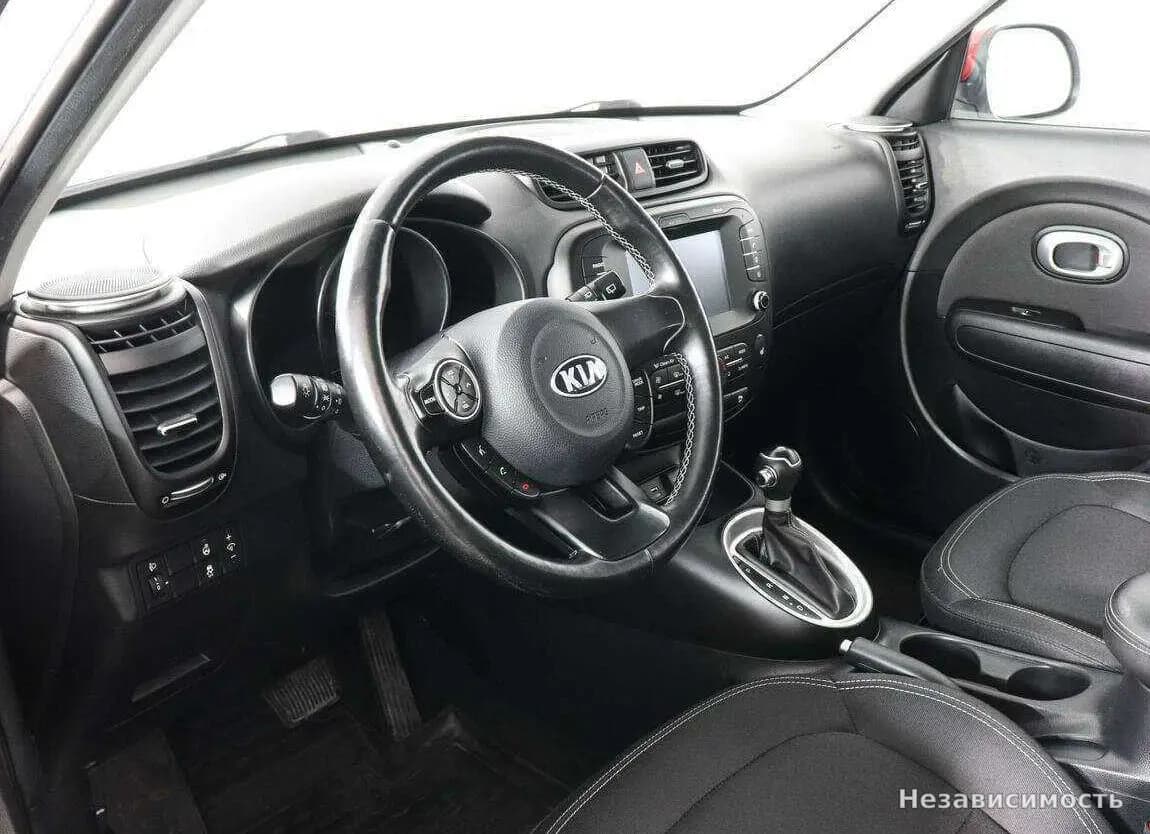 KIA Soul 2017 с пробегом — фото 9