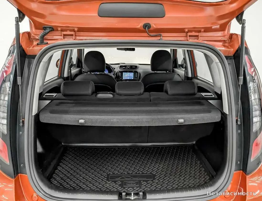 KIA Soul 2017 с пробегом — фото 10