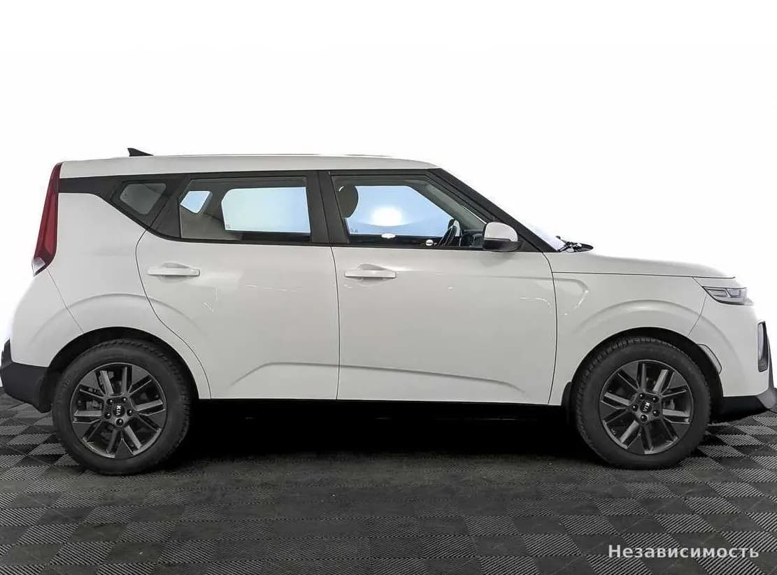 KIA Soul 2020 с пробегом — фото 4