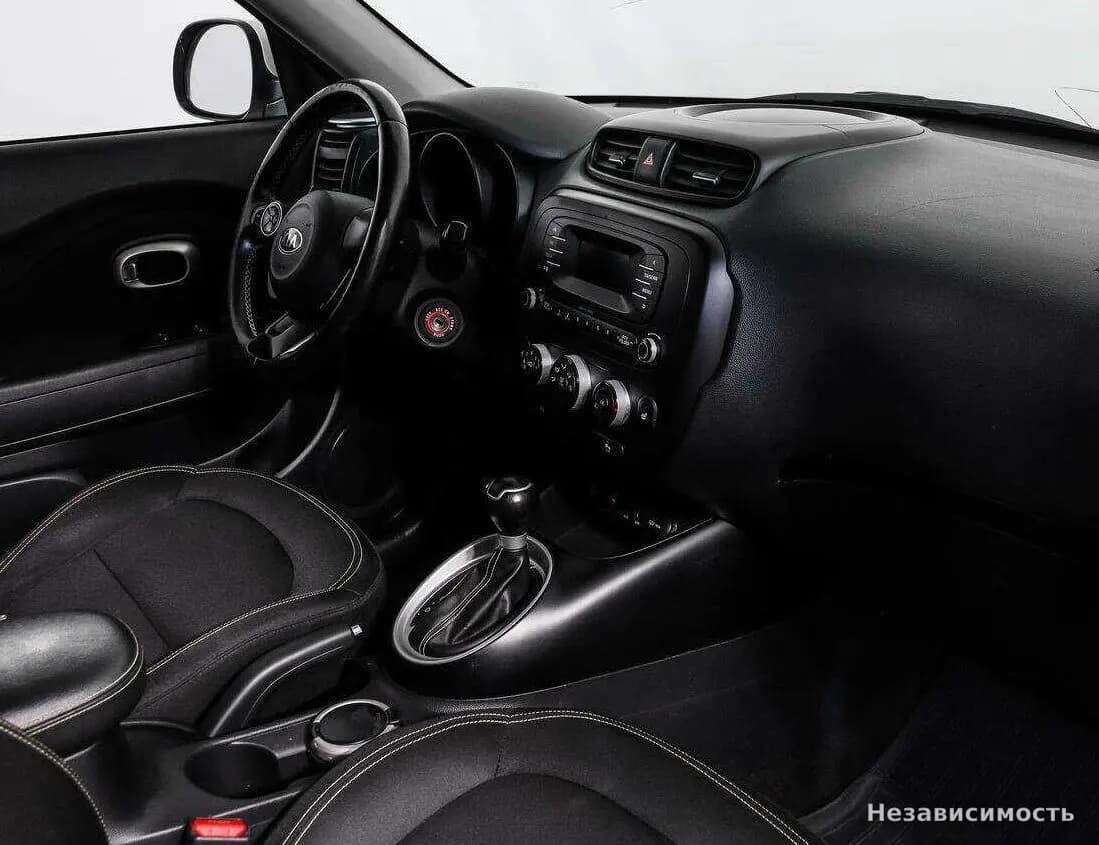 KIA Soul 2015 с пробегом — фото 9