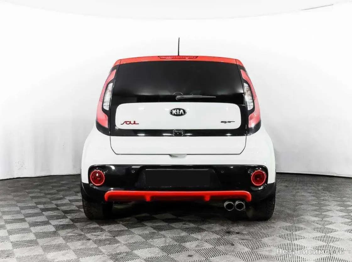 KIA Soul 2016 с пробегом — фото 5