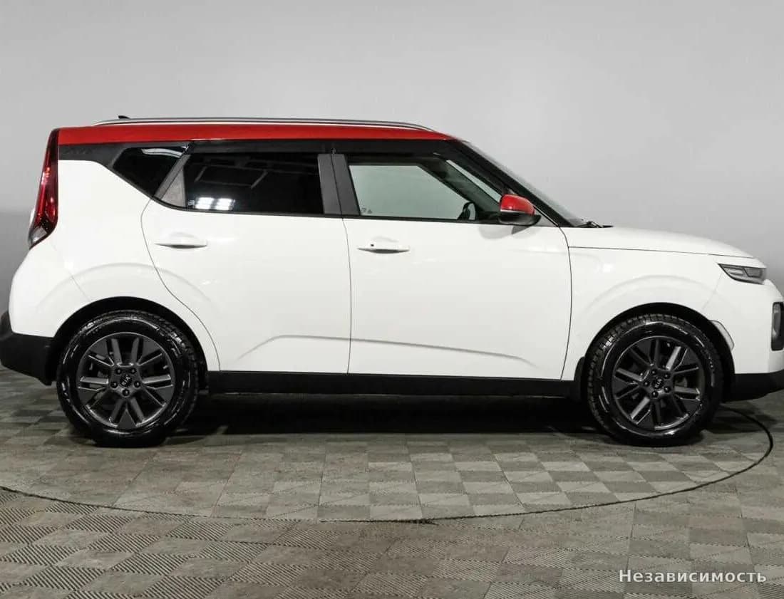 KIA Soul 2021 с пробегом — фото 4