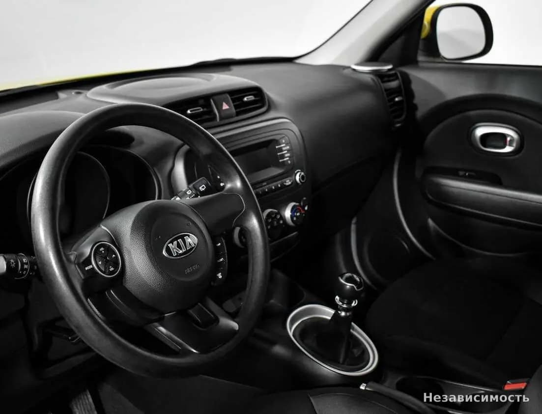 KIA Soul 2015 с пробегом — фото 9
