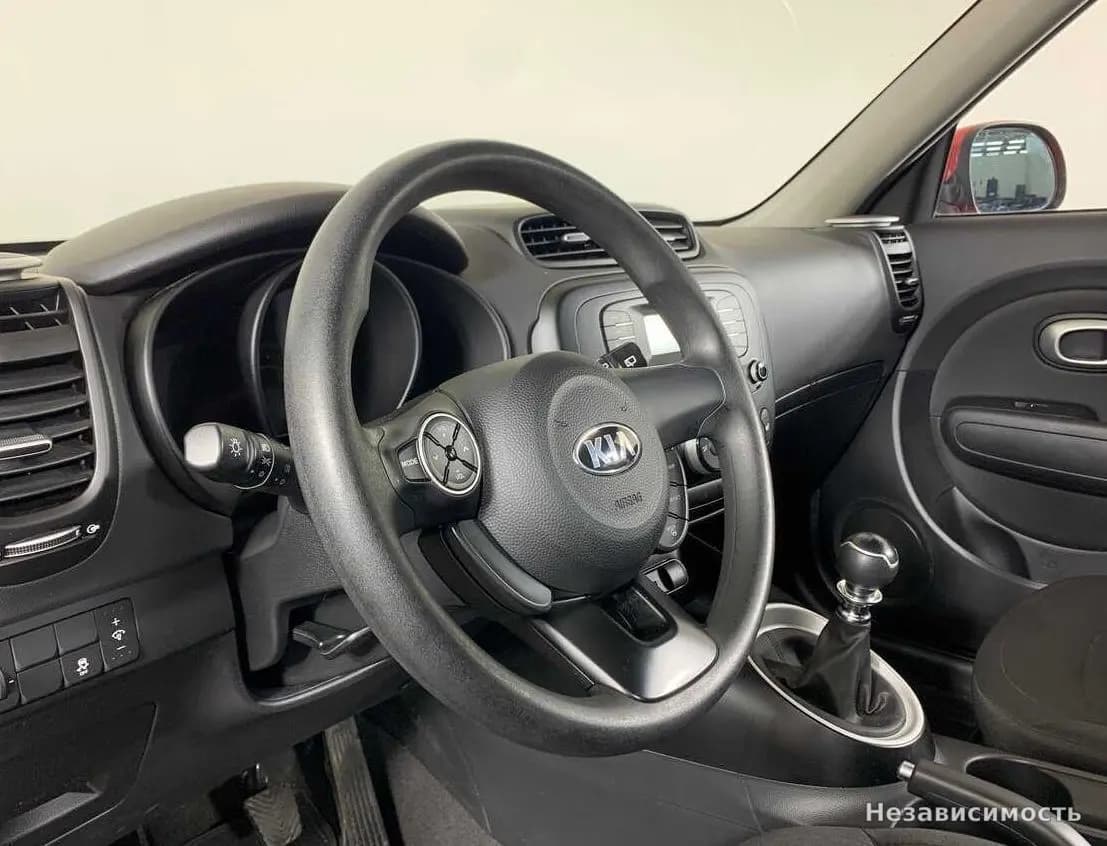 KIA Soul 2015 с пробегом — фото 10