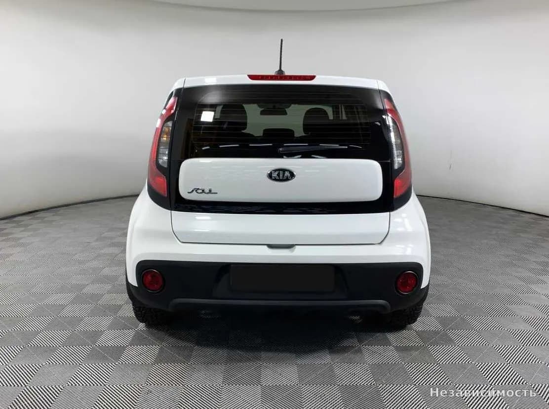 KIA Soul 2018 с пробегом — фото 6