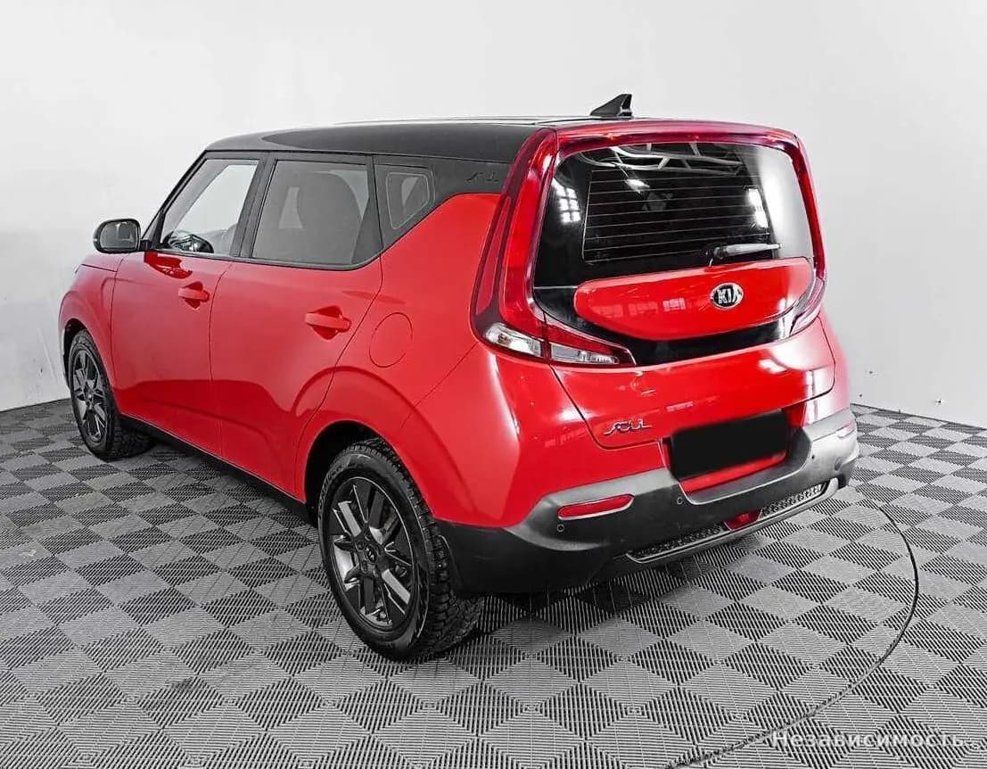 KIA Soul 2021 с пробегом — фото 7