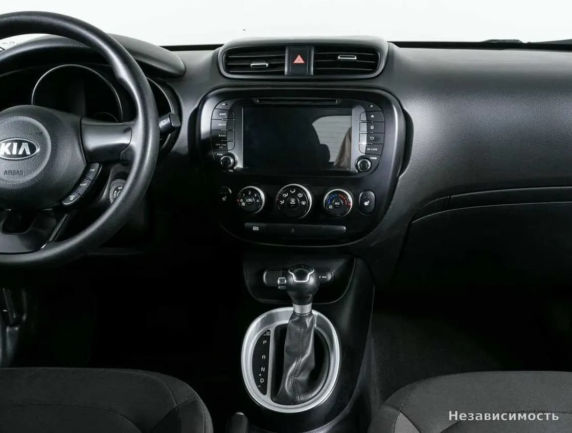 KIA Soul 2016 с пробегом — фото 9