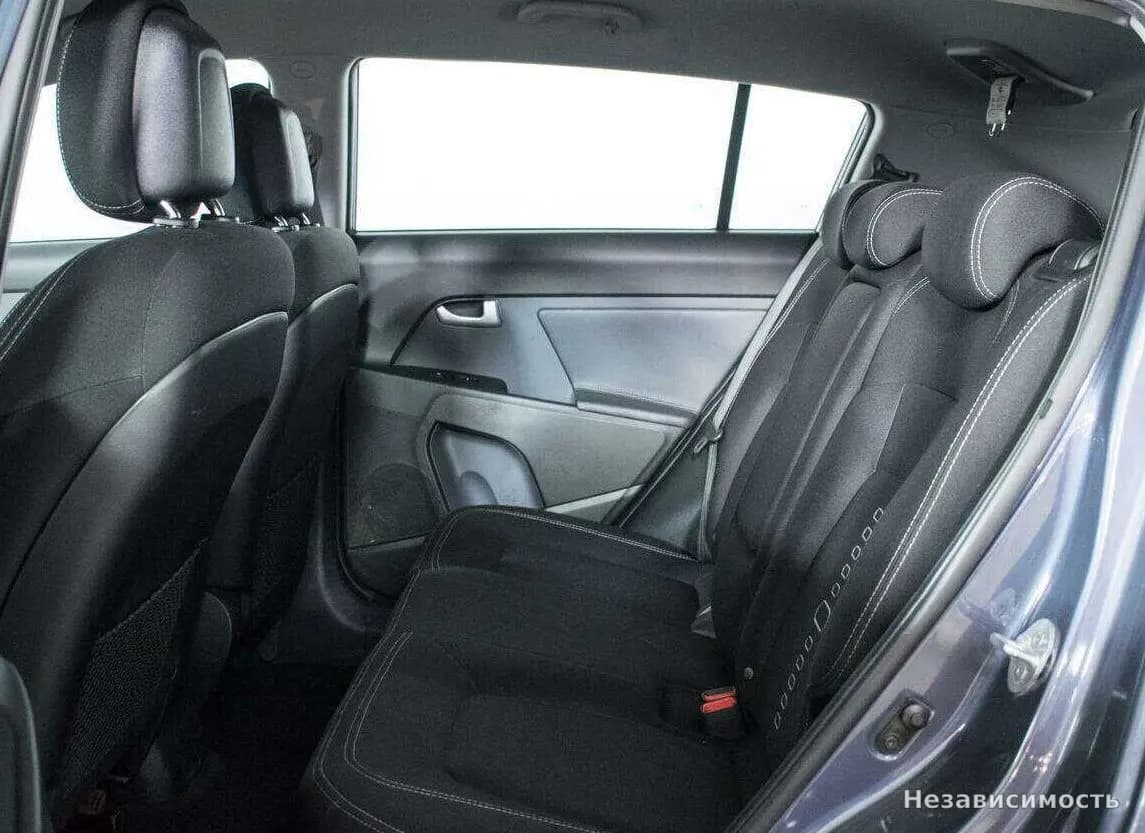 KIA Sportage 2015 с пробегом — фото 10