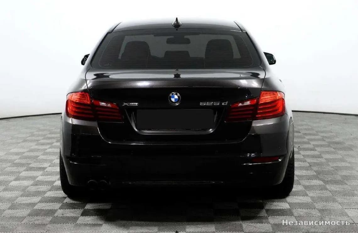BMW 5 серии 2015 с пробегом — фото 5