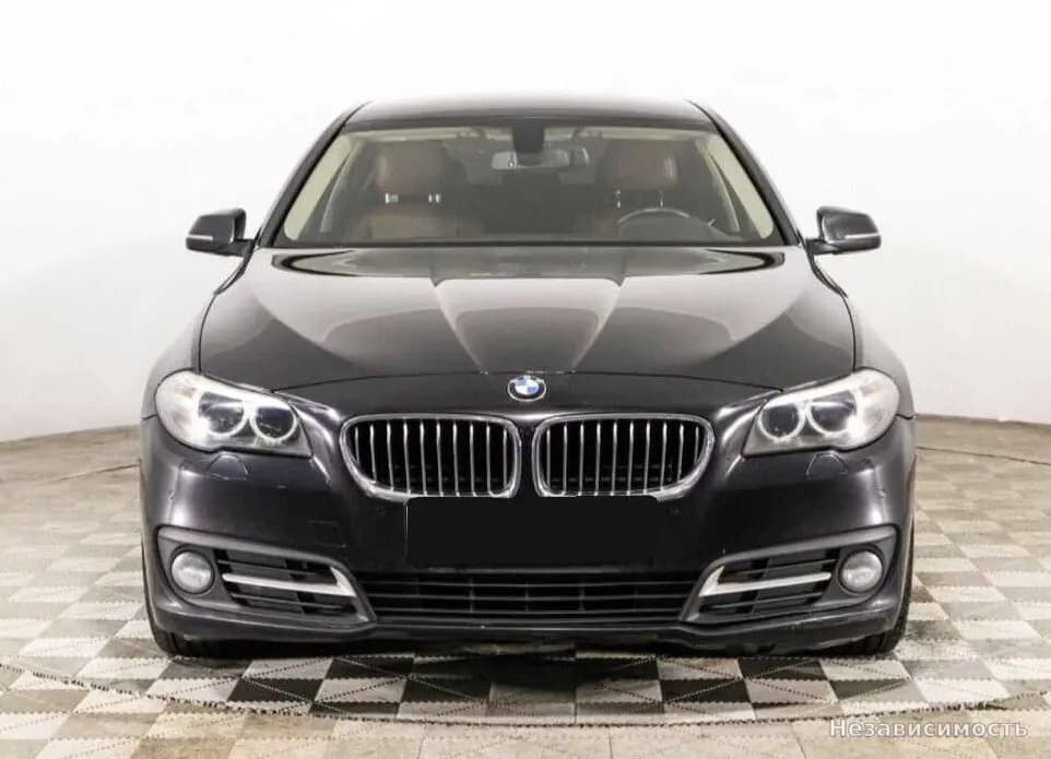 BMW 5 серии 2015 с пробегом — фото 2