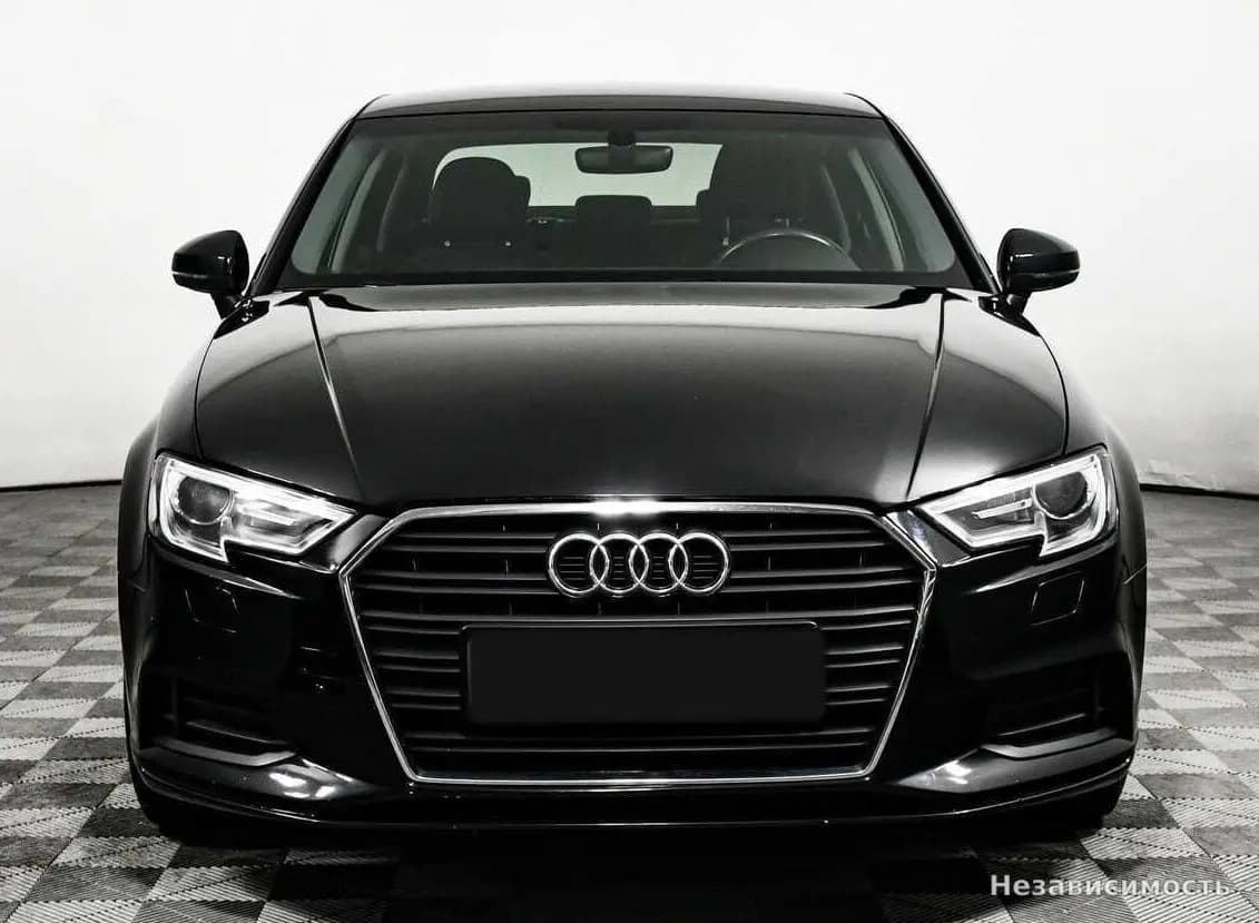 Audi A3 2018 с пробегом — фото 2