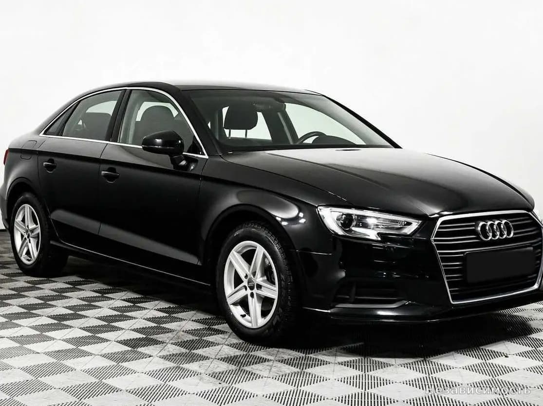 Audi A3 2018 с пробегом — фото 3