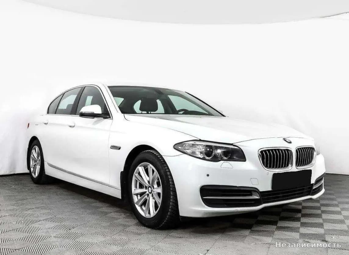 BMW 5 серии 2015 с пробегом — фото 3