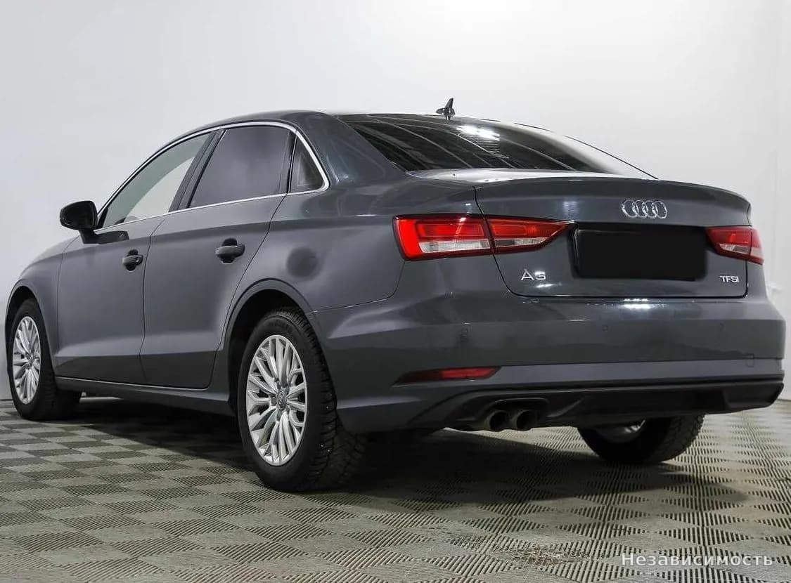 Audi A3 2018 с пробегом — фото 5