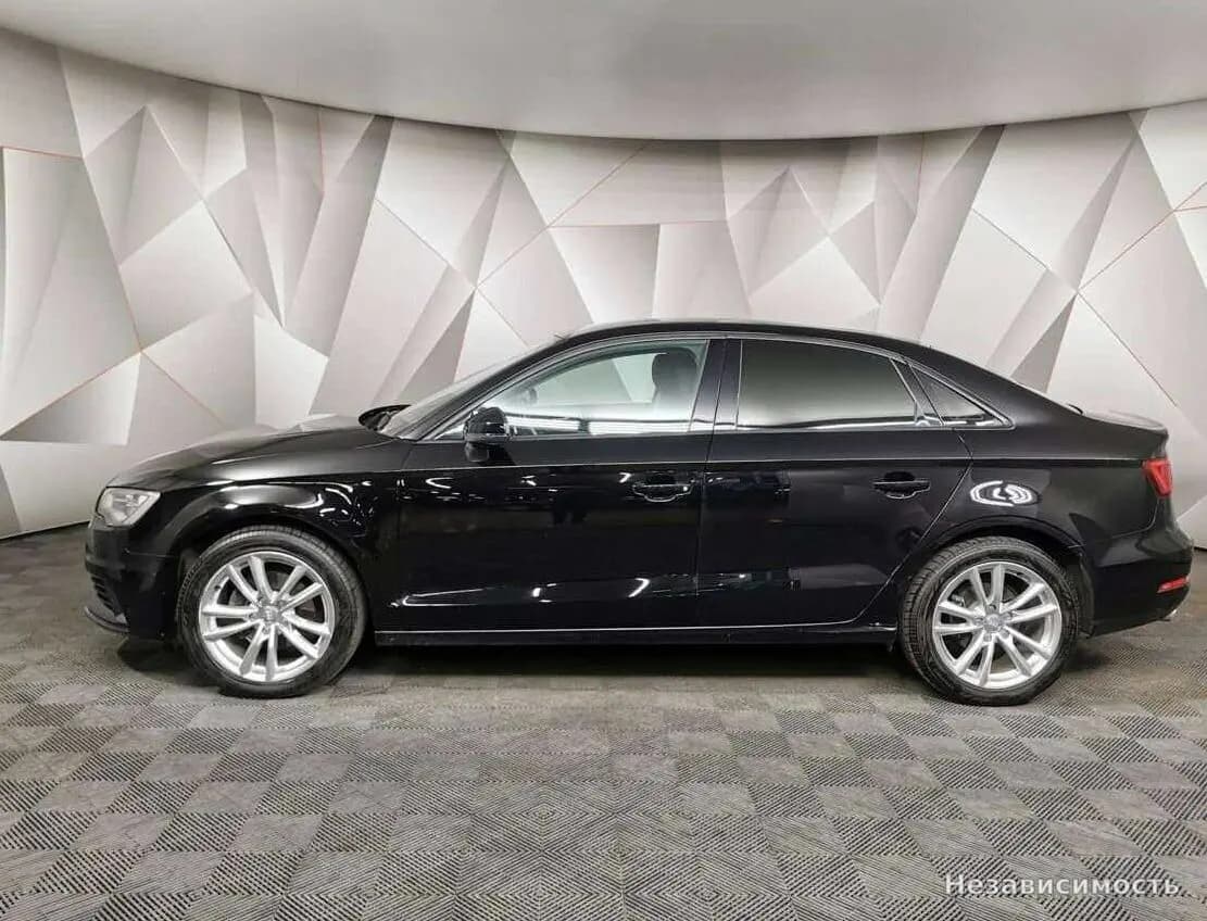 Audi A3 2015 с пробегом — фото 5