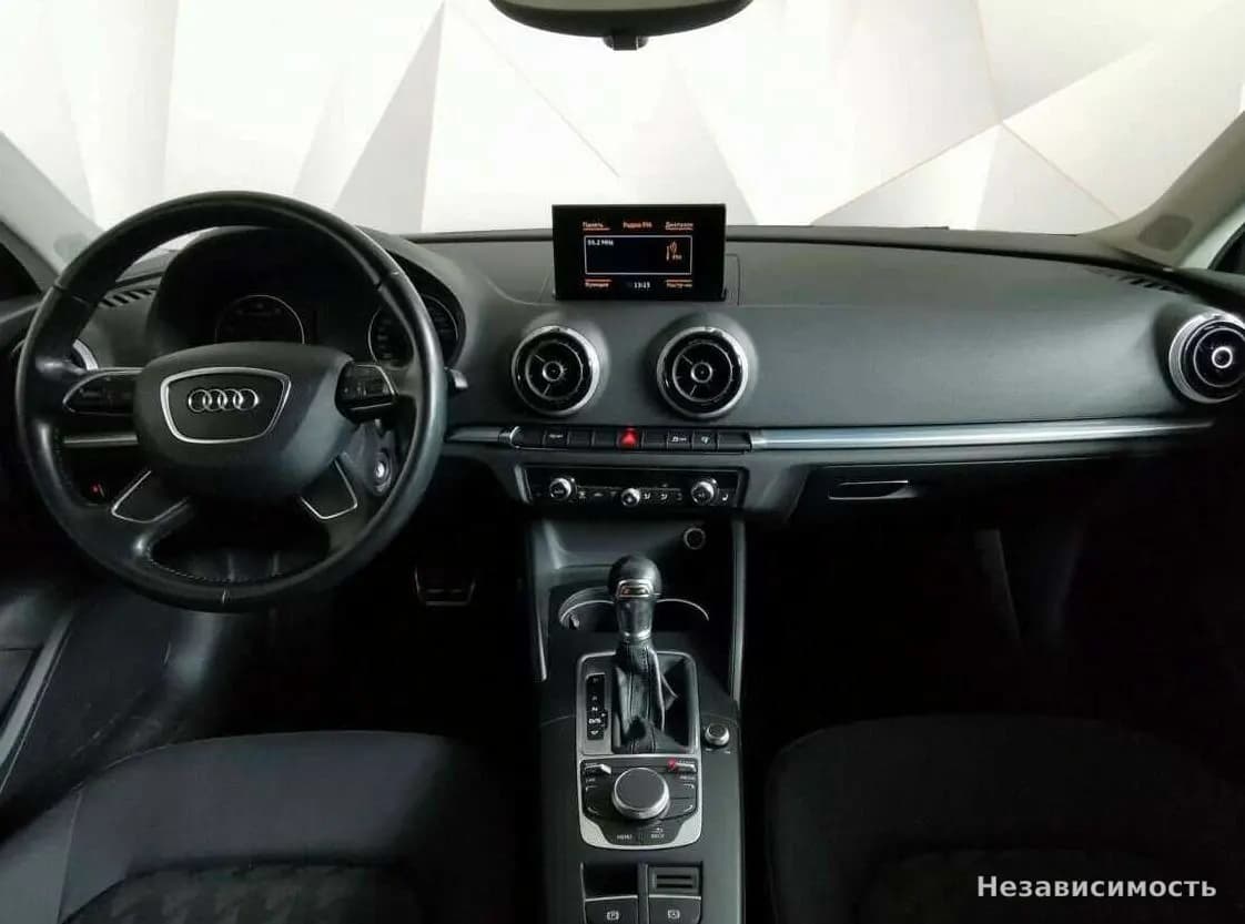Audi A3 2015 с пробегом — фото 10