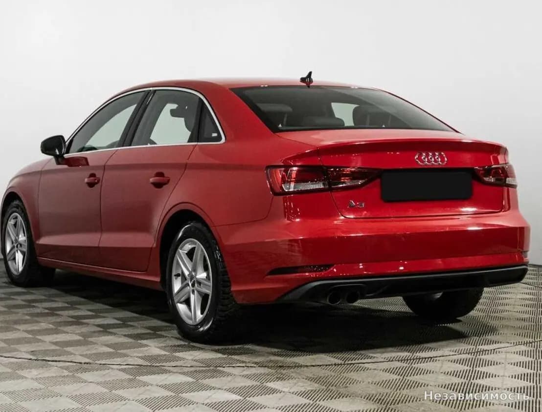 Audi A3 2019 с пробегом — фото 7