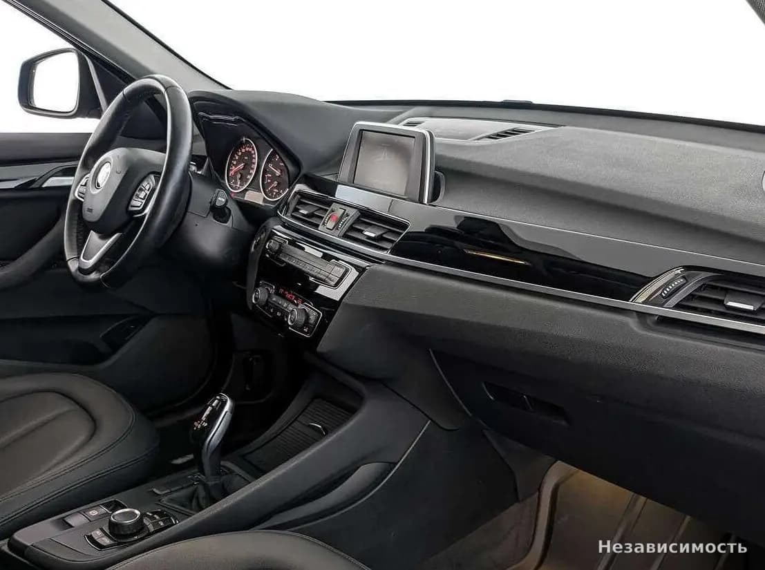 BMW X1 2017 с пробегом — фото 9