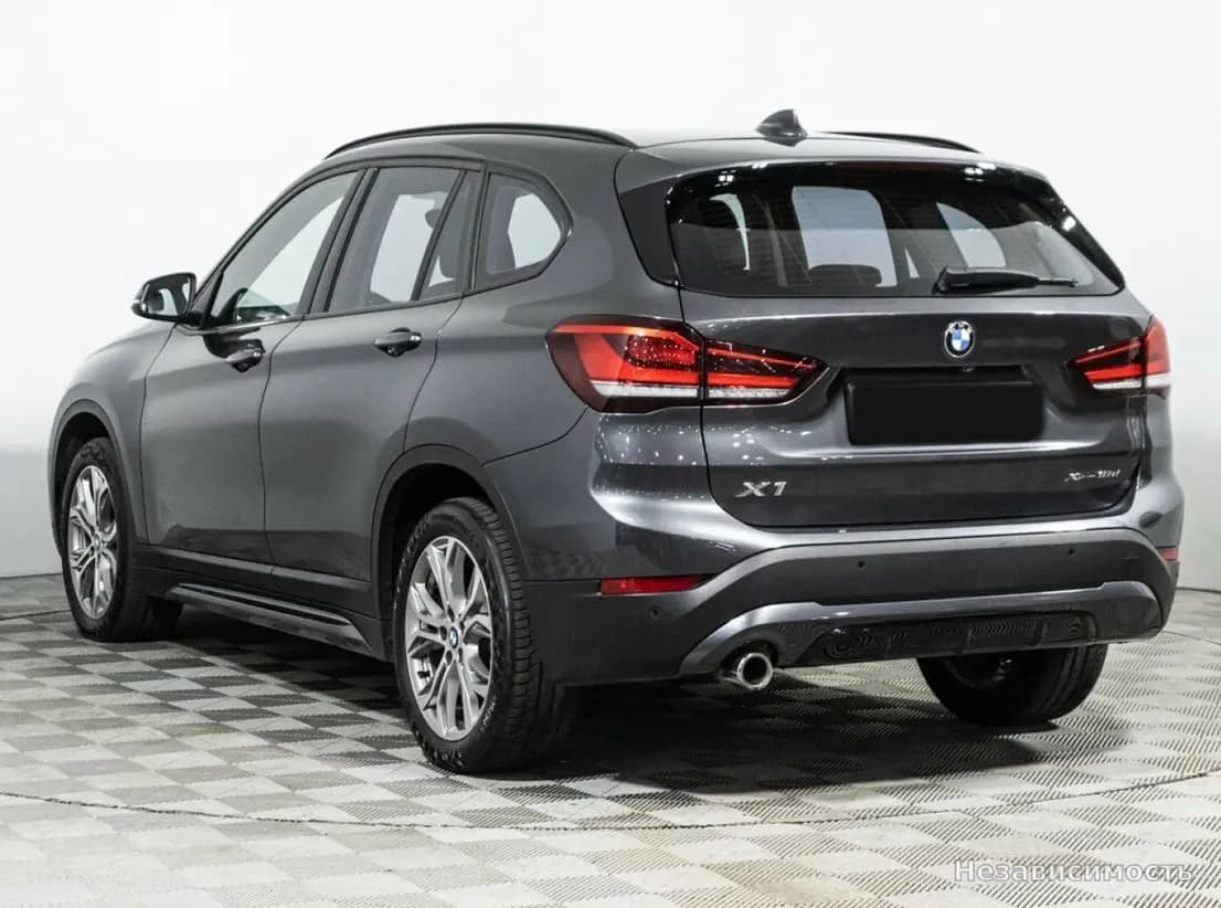BMW X1 2019 с пробегом — фото 7