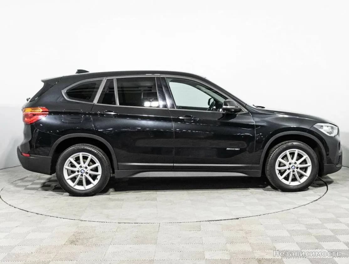 BMW X1 2017 с пробегом — фото 4