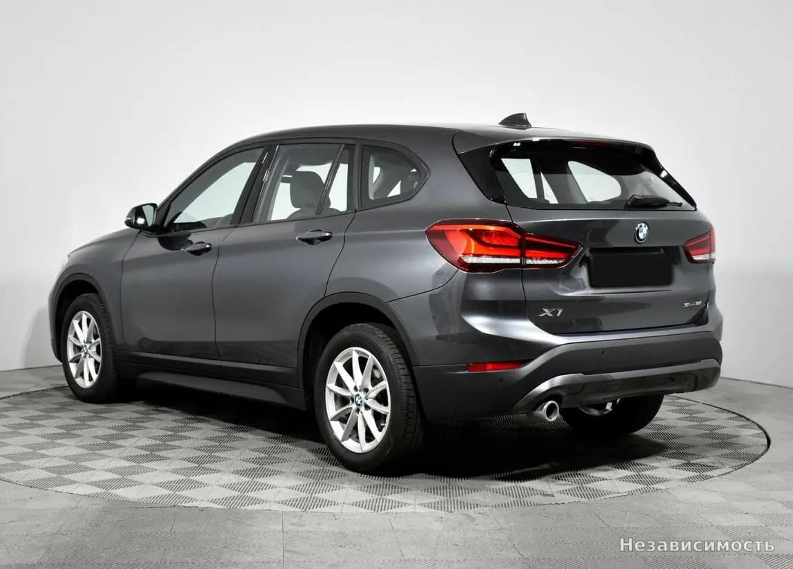 BMW X1 2019 с пробегом — фото 7