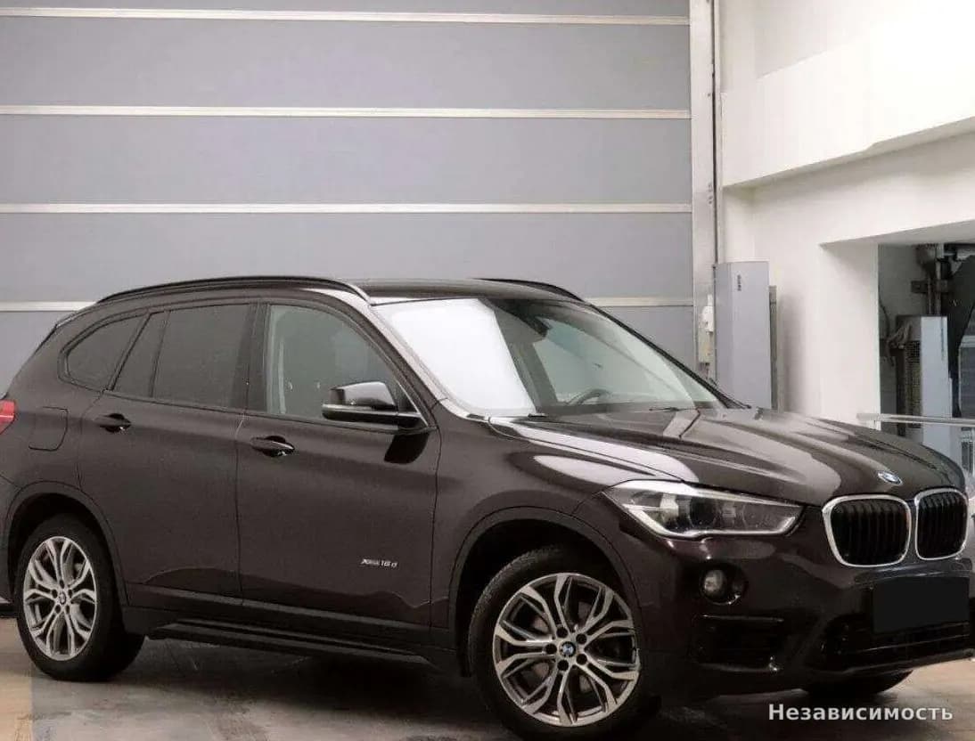 BMW X1 2017 с пробегом — фото 3